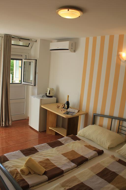 Rooms & Studio Bellina Skradin Exteriér fotografie